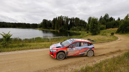 新能源销量超300万紧追特斯拉，现代汽车WRC赛场与丰田巅峰竞逐！